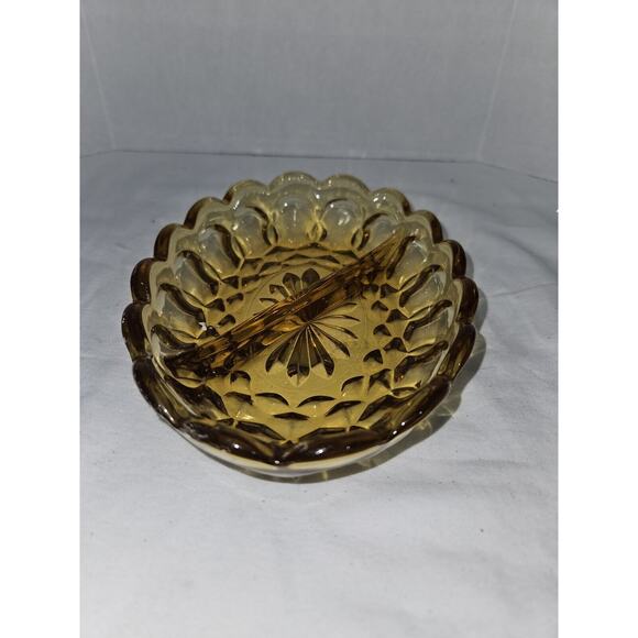 Vintage Anchor Hocking Amber Glass Divided Oval Dish Nuts Relish Scalloped Edge - Picture 2 of 5